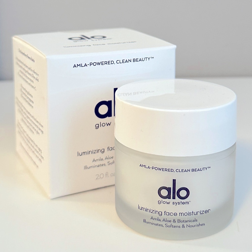 Alo Luminizing Face Moisturizer